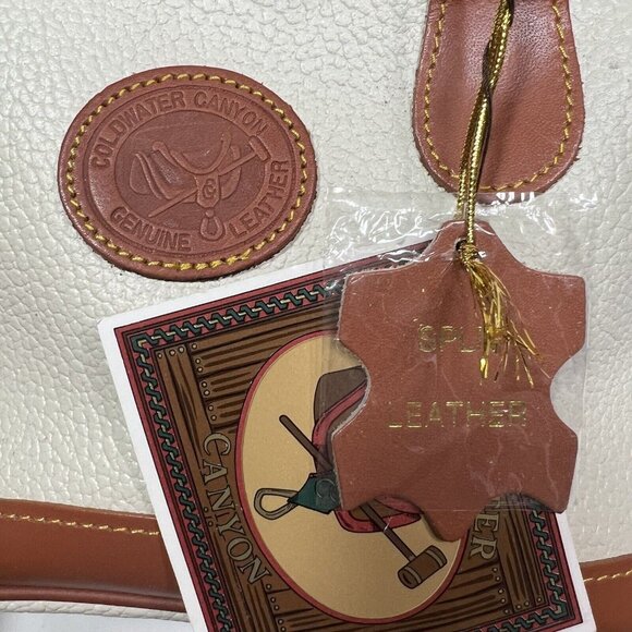 NWT Coldwater Canyon Women's Genuine Split Leather Crossbody Purse Cream Brown - Picture 6 of 12